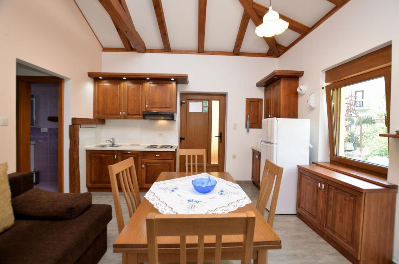 הוילה אופטיה House Pobri מראה חיצוני תמונה